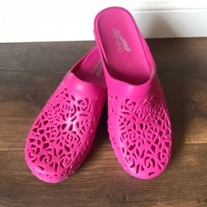 Dansko Phipps open-back clog, size 38, in Pink